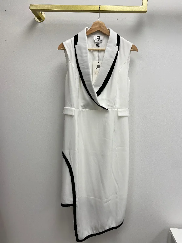 Sleeveless Blazer Collar White Dress